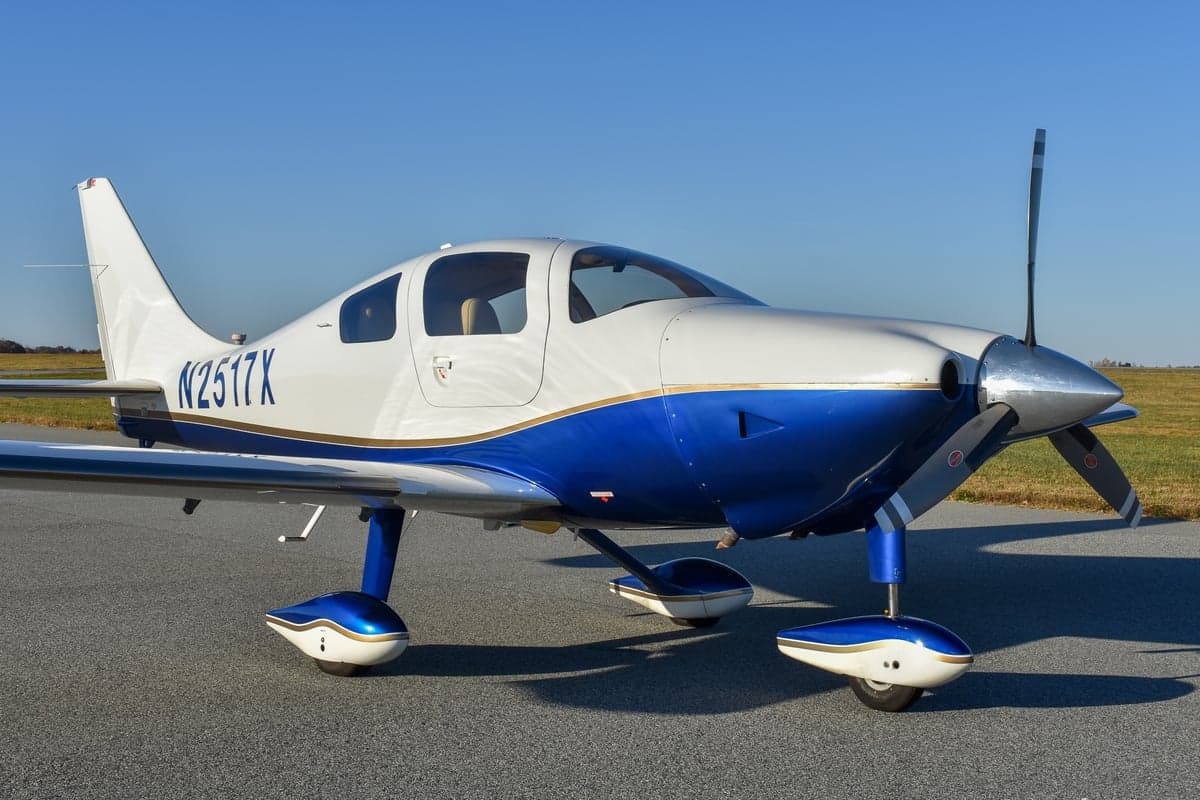 Close-up of the propeller and nose of Cirrus VK-30 aircraft N2517X.