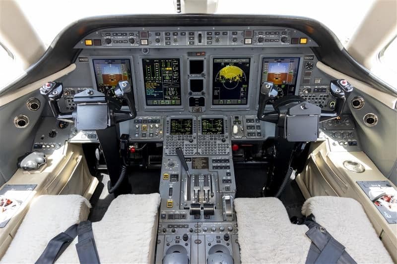 The cockpit of the aircraft features a full suite of avionics and controls.