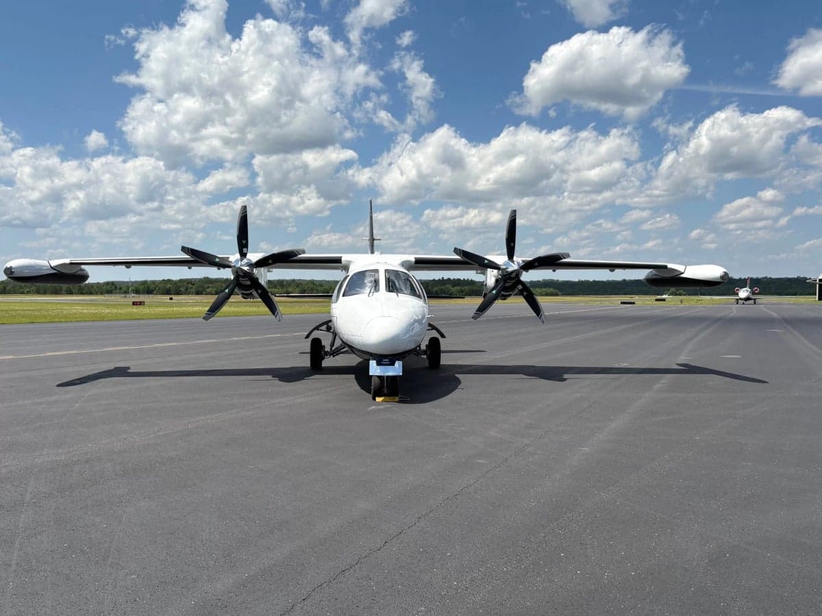 Front view of the Partenavia P.68 Observer 2 aircraft N616KL on the tarmac.