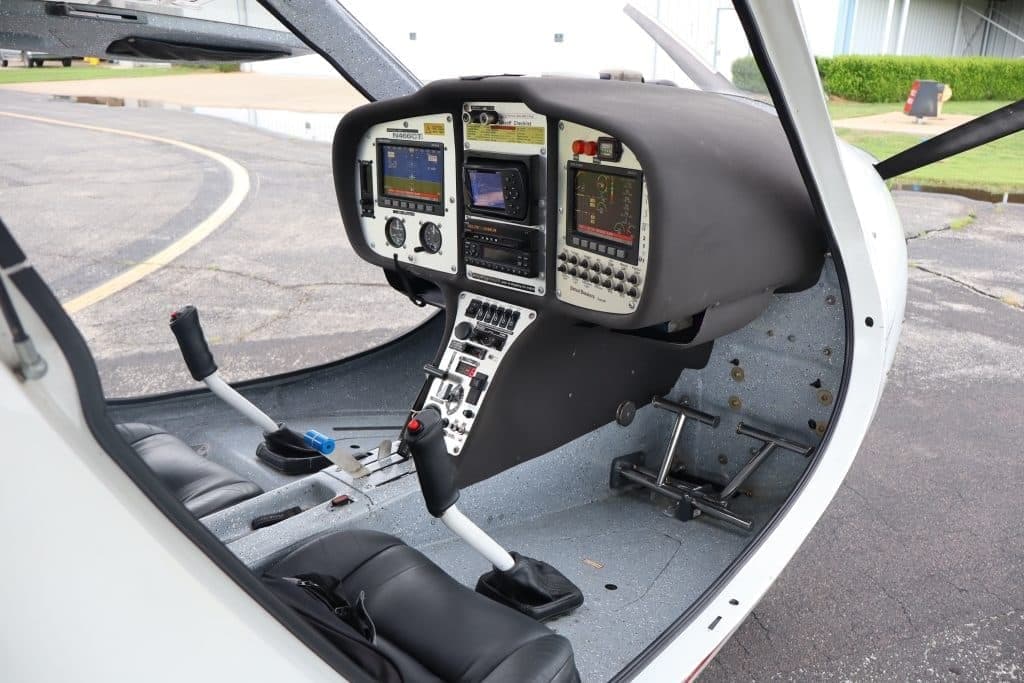 The instrument panel of a CTLS aircraft.