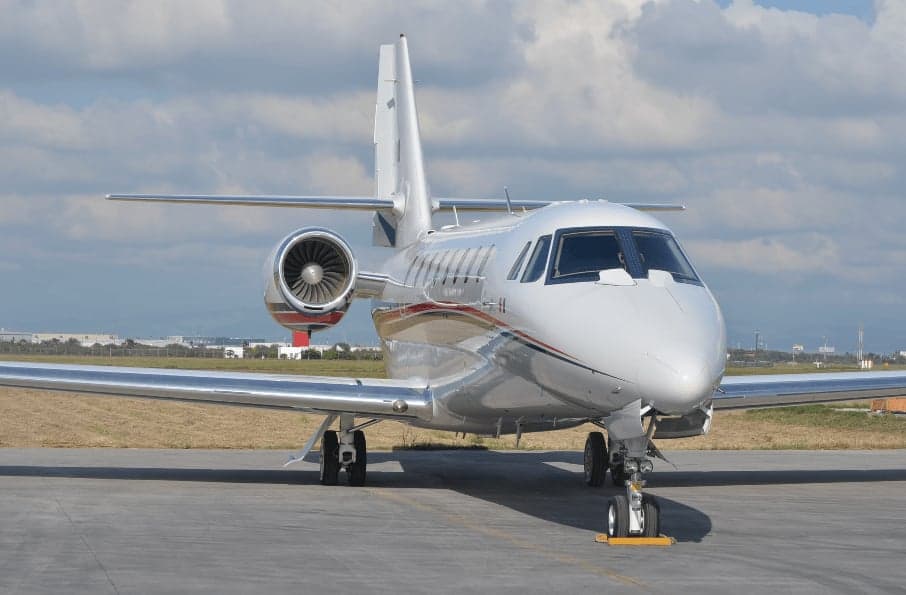 Front quarter view of the XA-GIM aircraft on the ground.