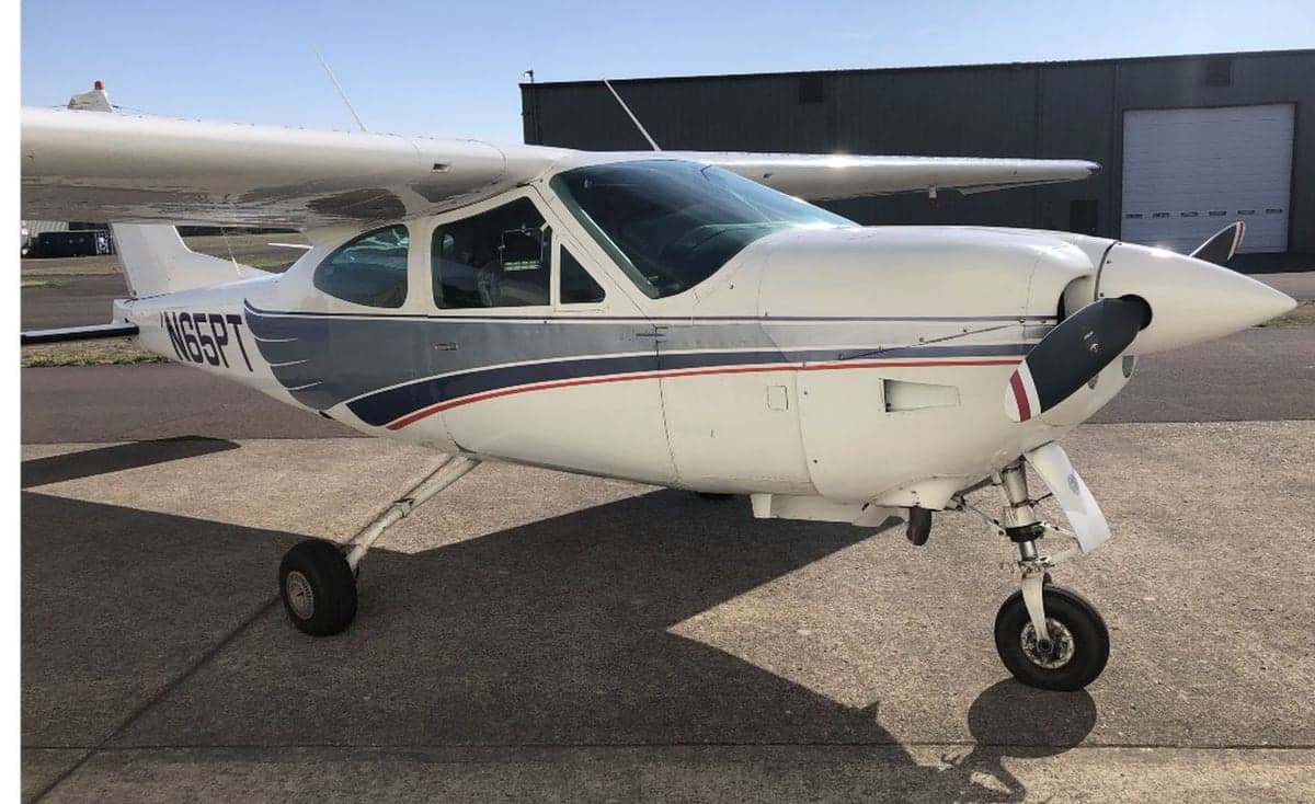 Close-up of the front of the Cessna T206H Turbo Stationair aircraft N65PT.