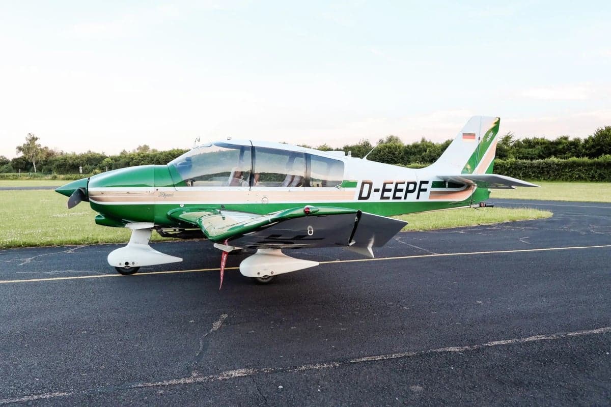 Rear view of the Robin D-EEPF aircraft on the tarmac.