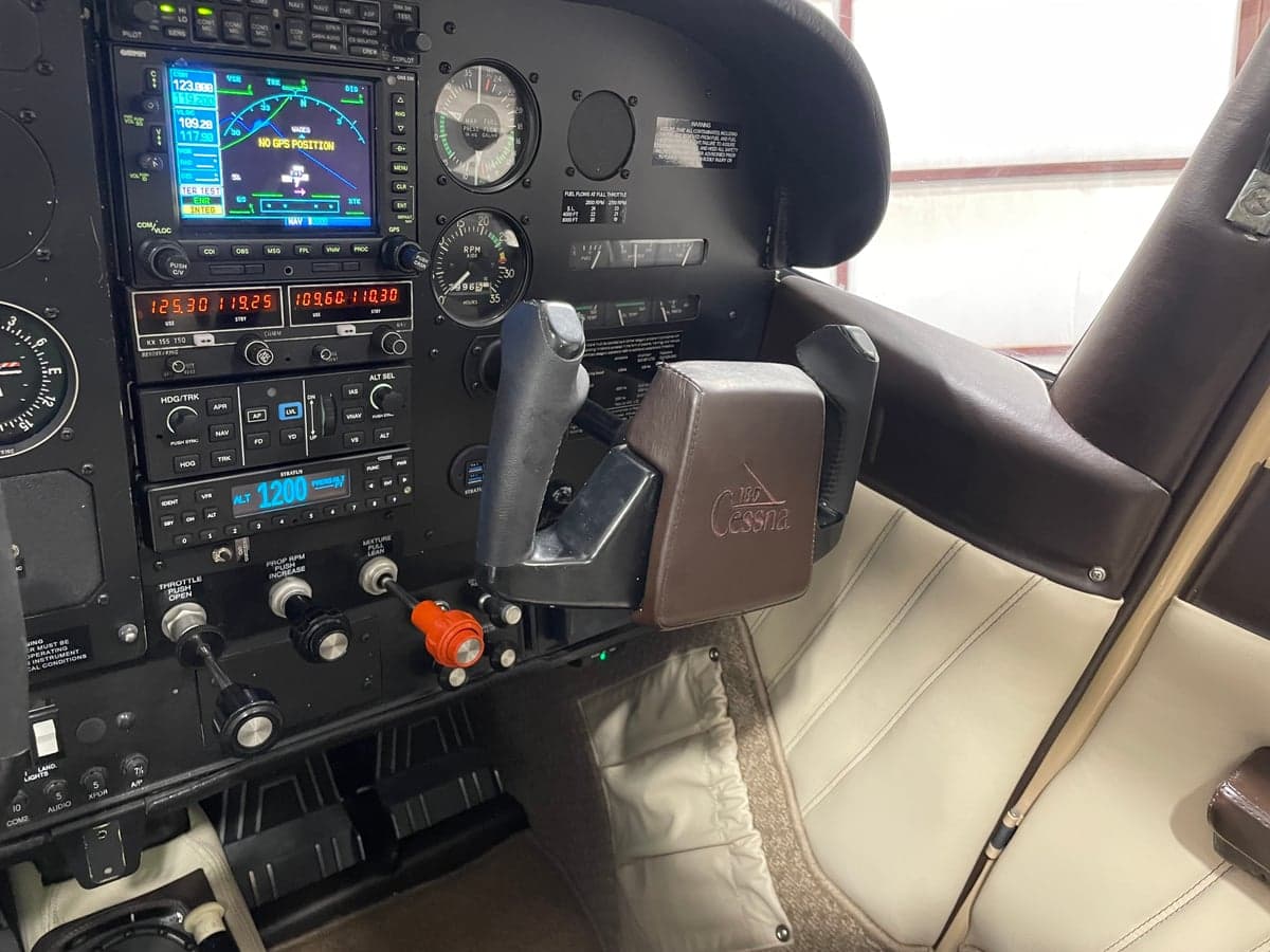 Instrument panel and control yoke of the Cessna 185 Skywagon.