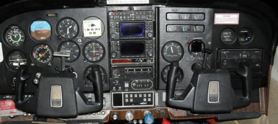 Aircraft cockpit instrument panel and controls.