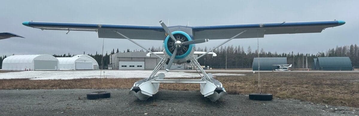 Front view of the De Havilland DHC-2 Beaver floatplane, showing the propeller and floats.