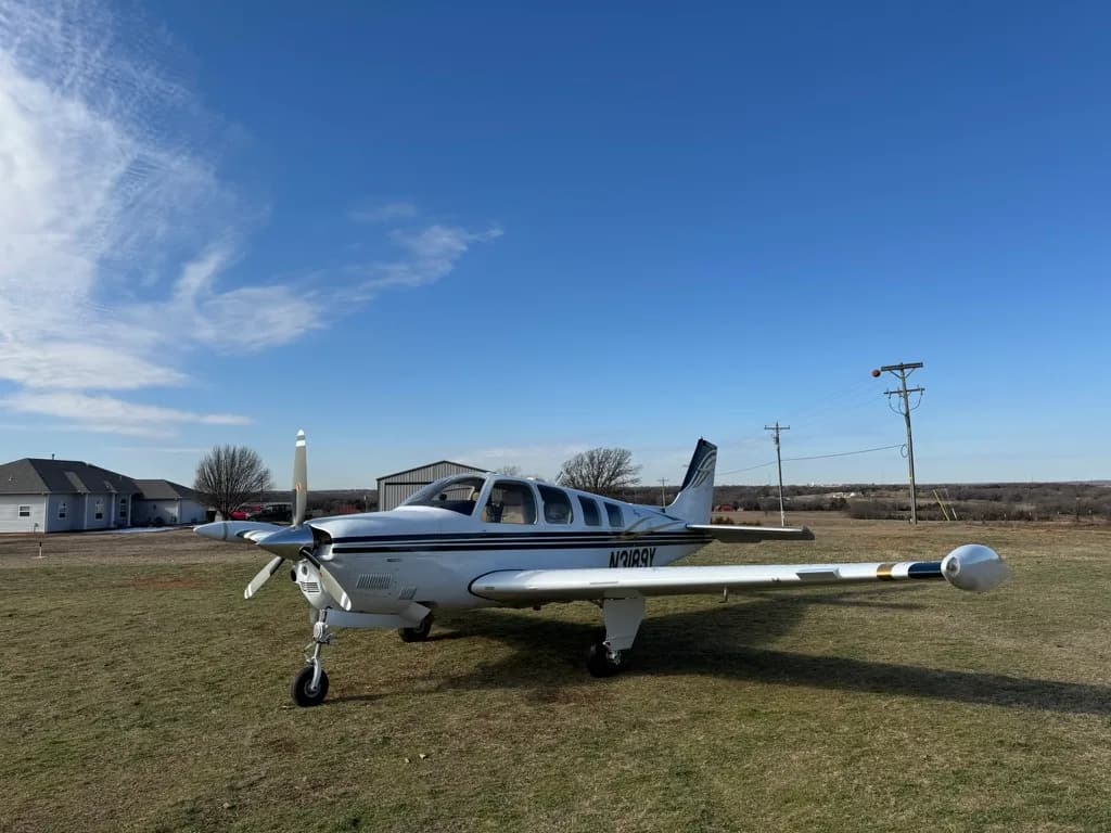 N3189Y Beechcraft Bonanza on the ground with a white and blue paint scheme.