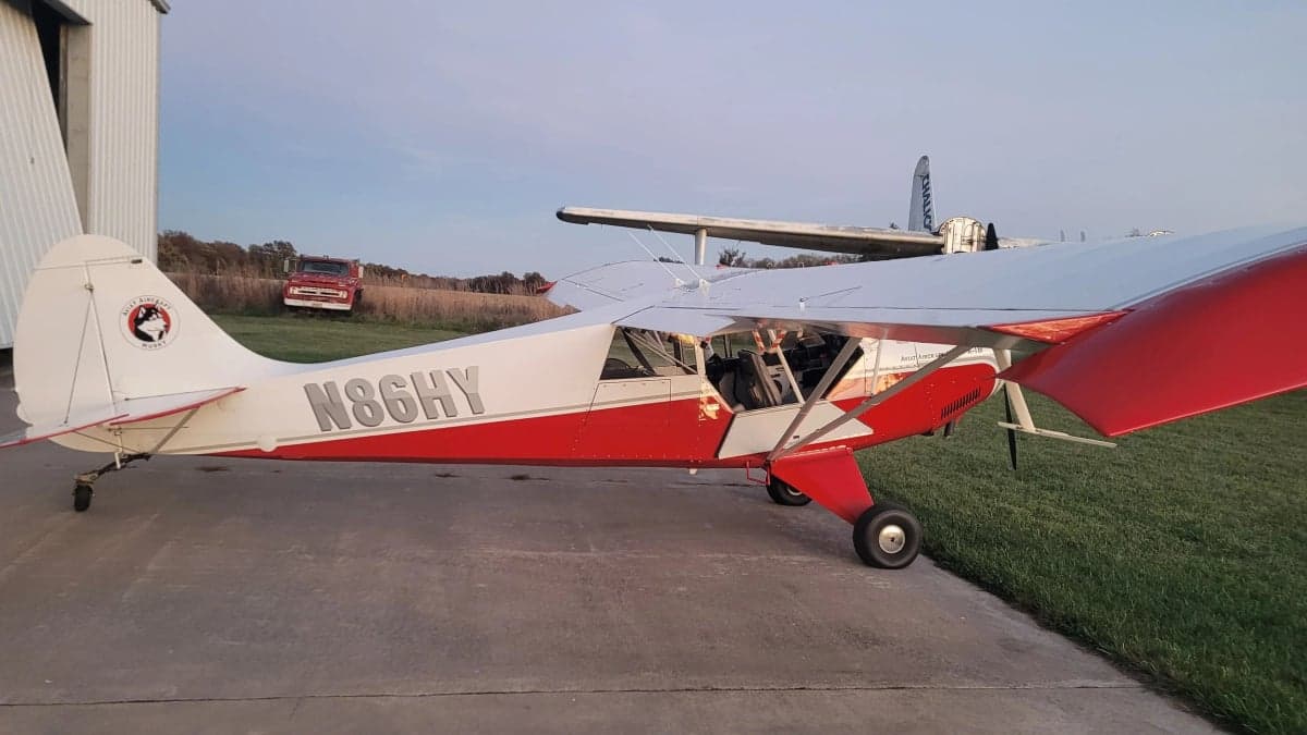 Side view of the Aviat Aircraft Husky A-1B aircraft with registration N86HY.