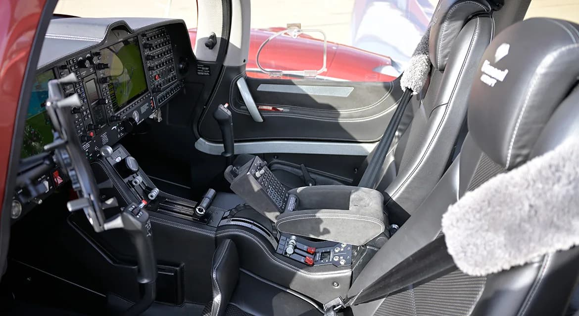 The cockpit of the Diamond DA62 features comfortable seating and advanced controls.