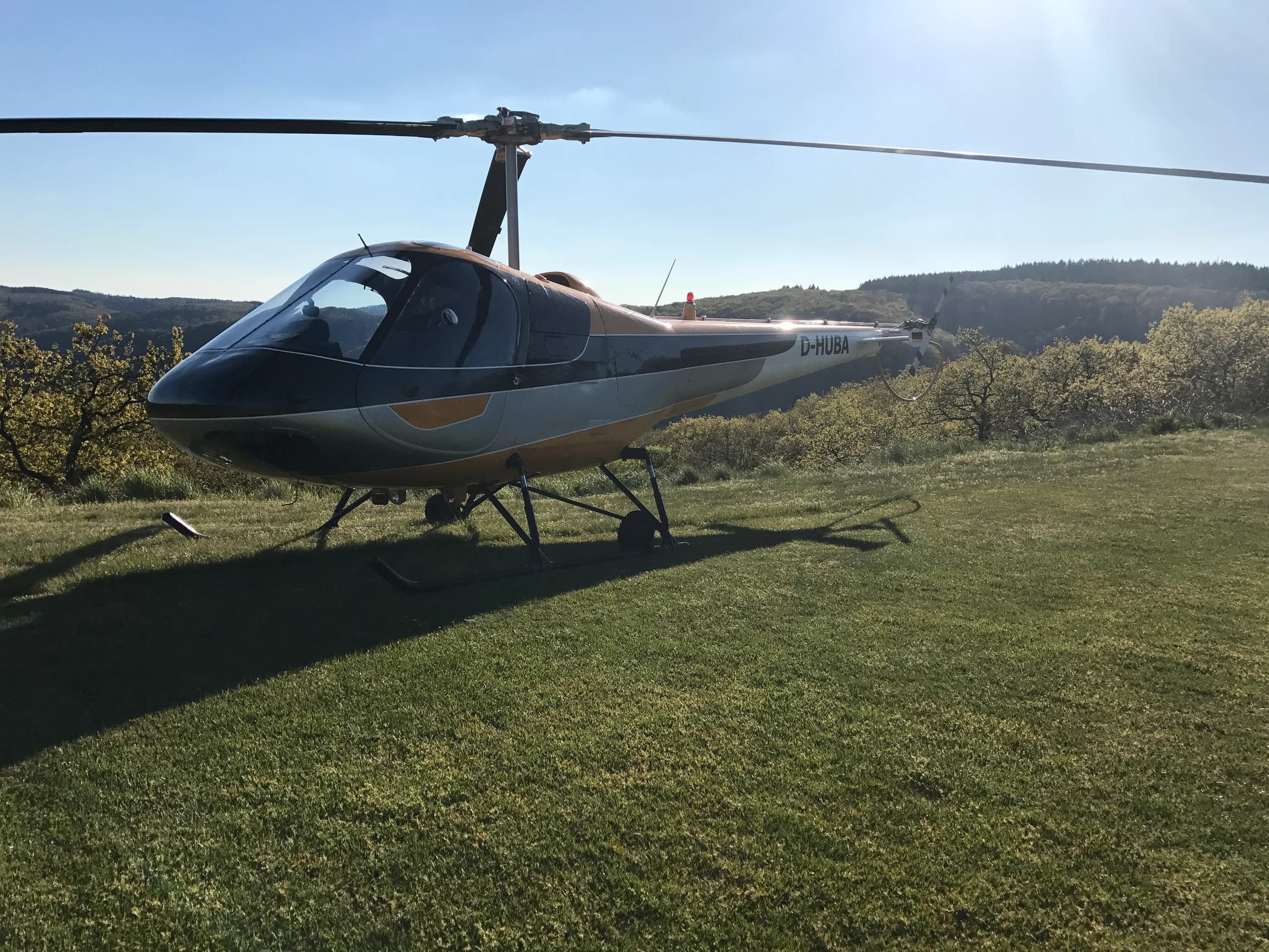 Enstrom F28A HUBA