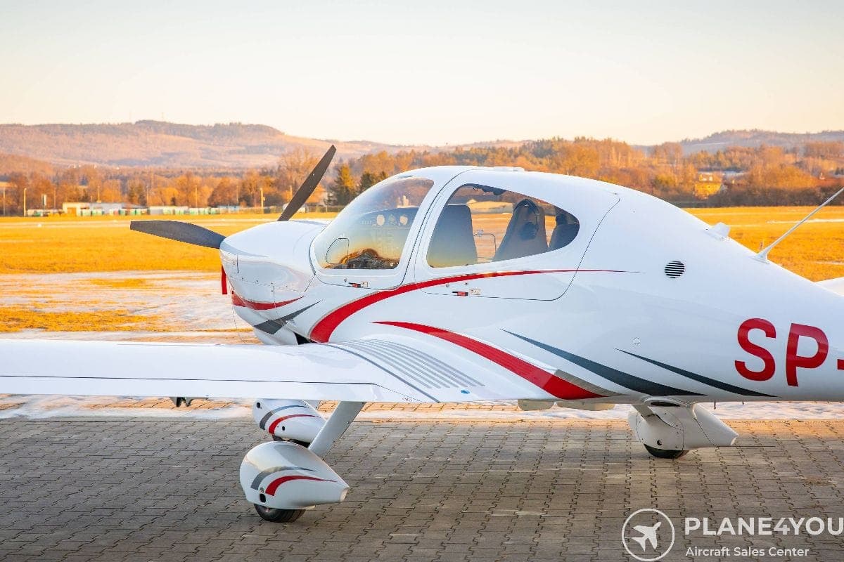 2023 Diamond DA40 NG
