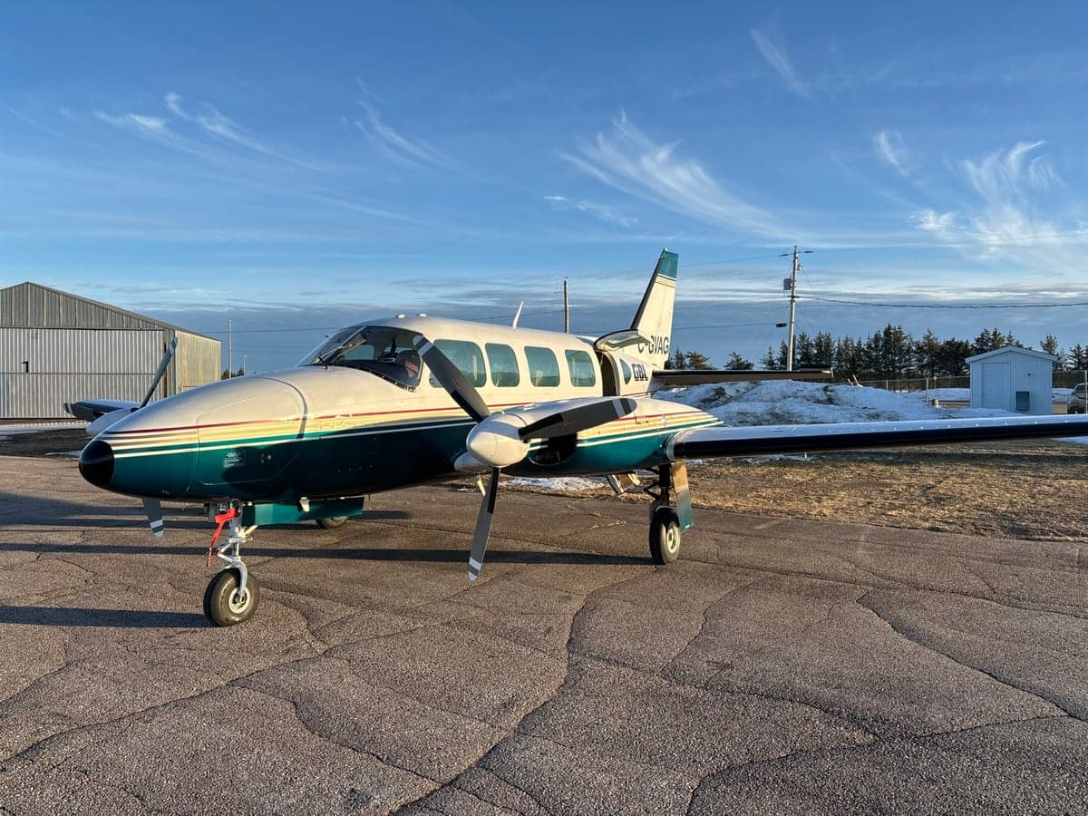Piper PA-31 Navajo on the tarmac.