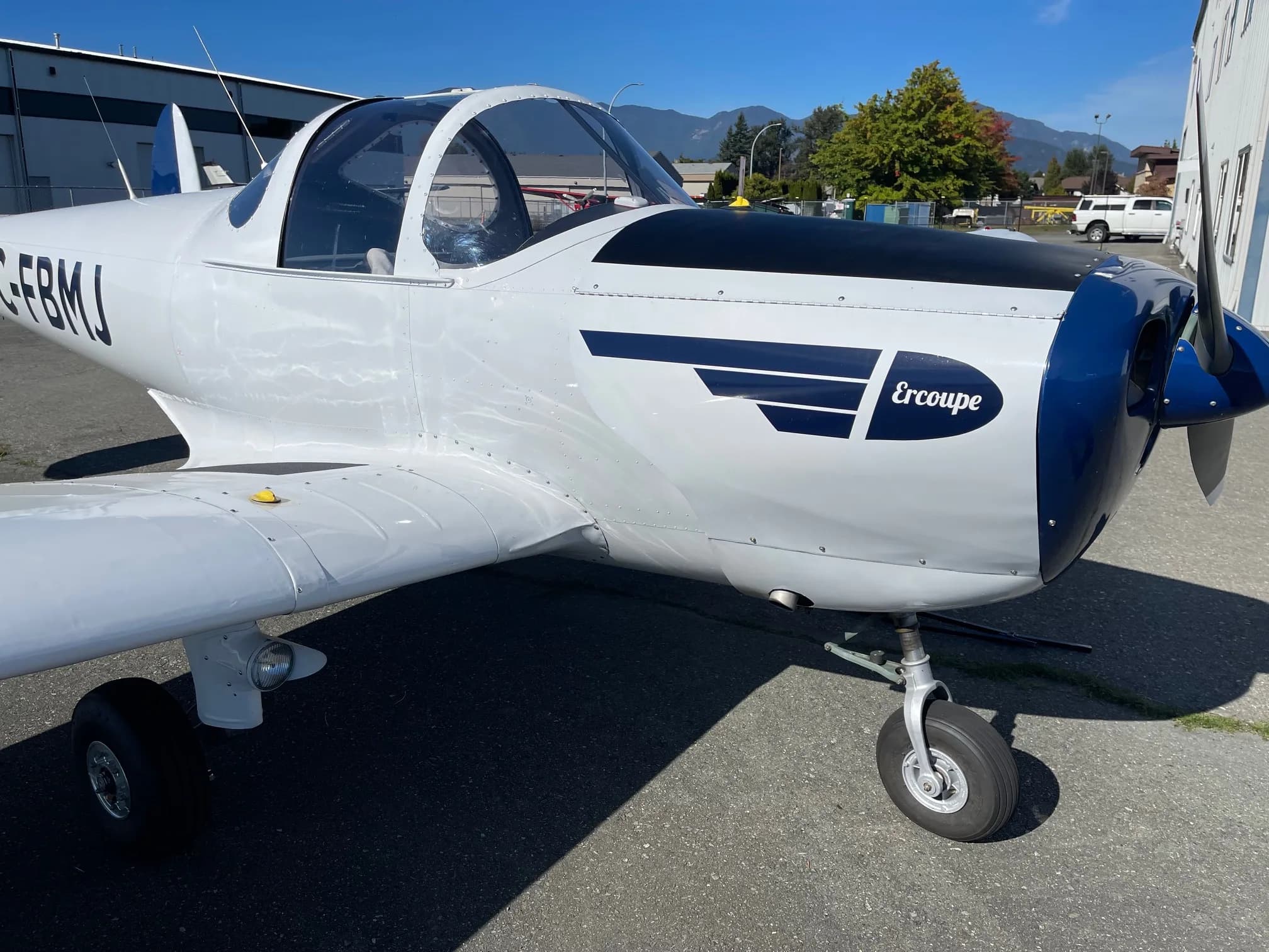 Close up of the nose and propeller of the Ercoupe CF-BMJ.