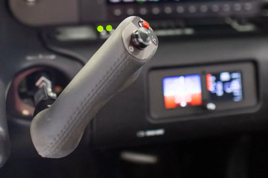 Close-up of the Cirrus SR20's left side stick controller.