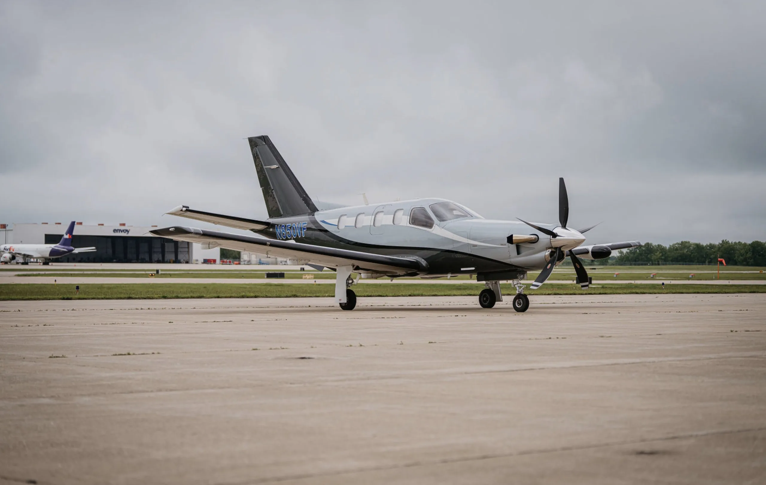 N850VF aircraft on the tarmac with a gray and silver paint scheme.