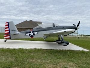Side view of the N194PT aircraft with a star on the fuselage.