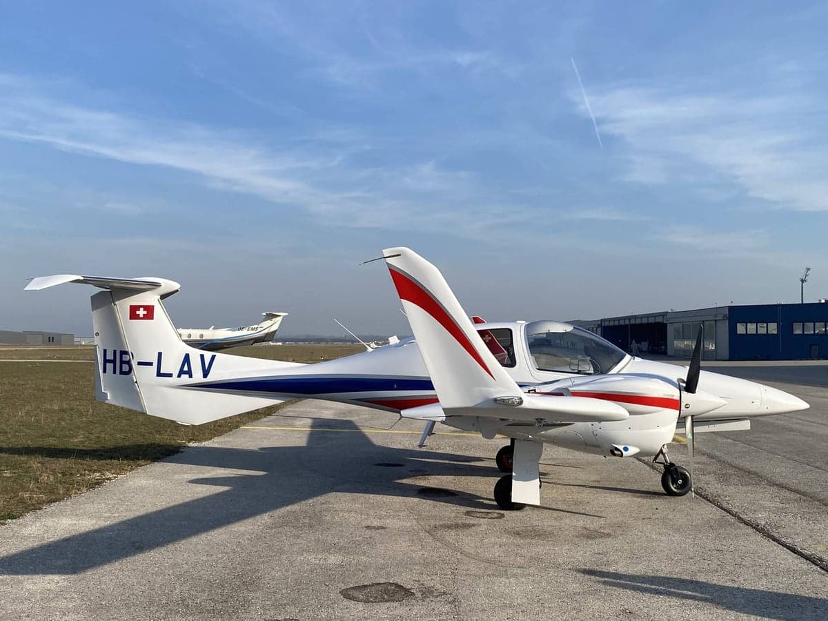 DIAMOND DA42 VI