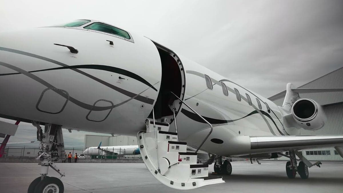 2007 Challenger 300 SN 20142 C-GTUF