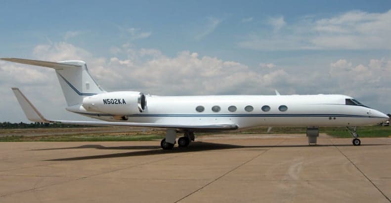 Gulfstream G-IV with registration N502KA on the tarmac.