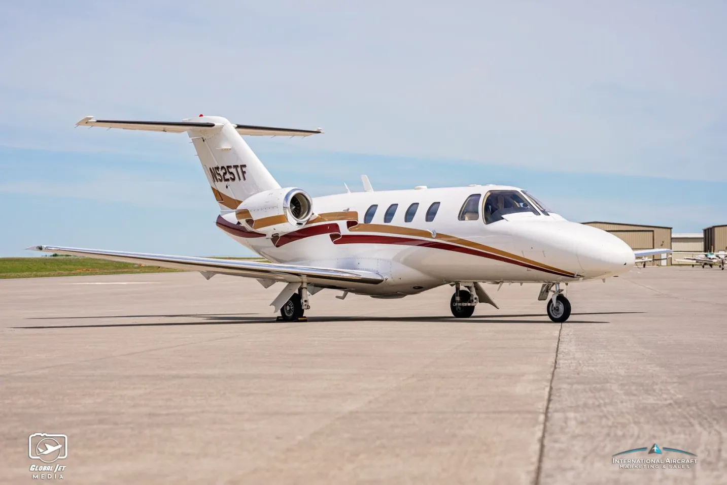 Cessna Citation CJ1 with registration N525TF on the tarmac.