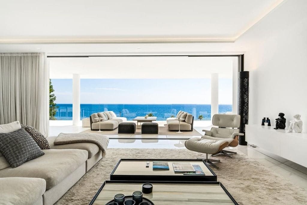 Luxury Apartment for sale in Estepona, Andalusia