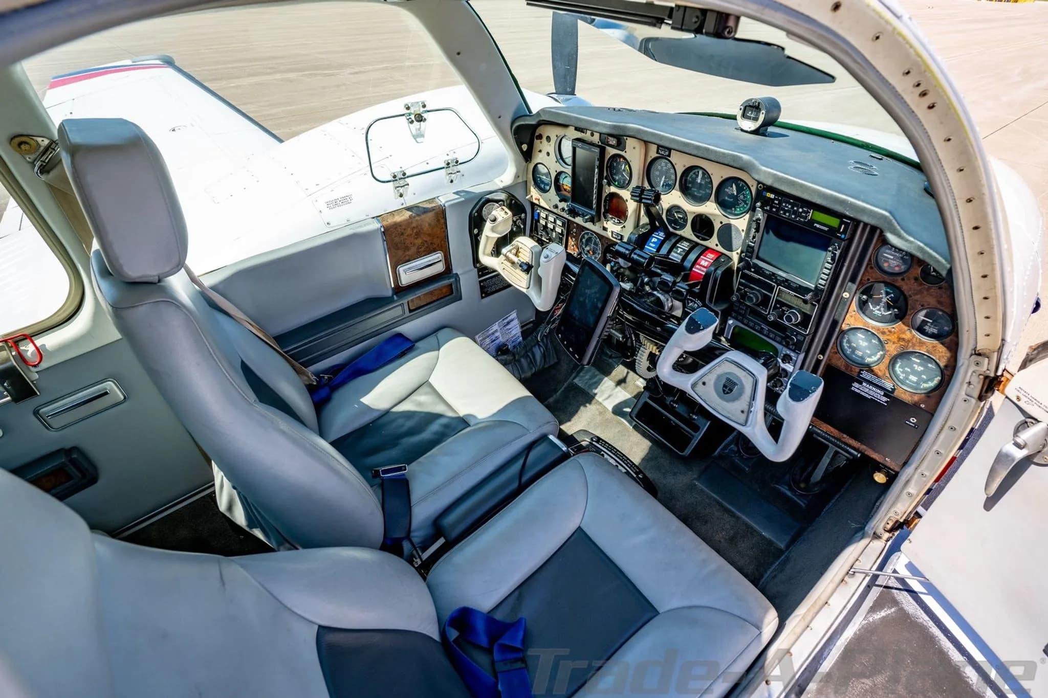 Overhead view of the N4UF aircraft's cockpit and front cabin seats.