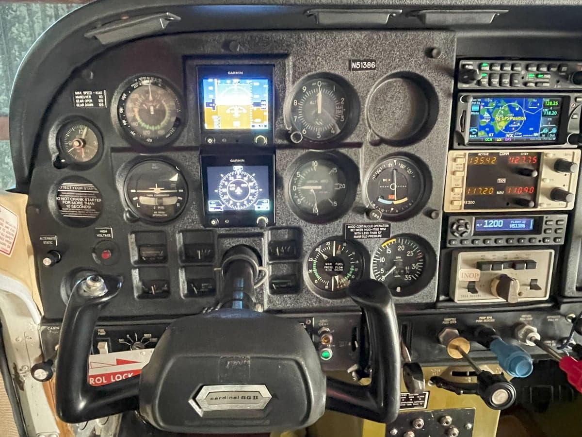 The instrument panel of a Cessna Cardinal RG II, registration N51386, featuring various gauges and avionics.