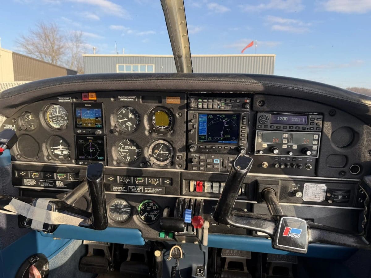 View of the instrument panel in the cockpit of the Cherokee Arrow.