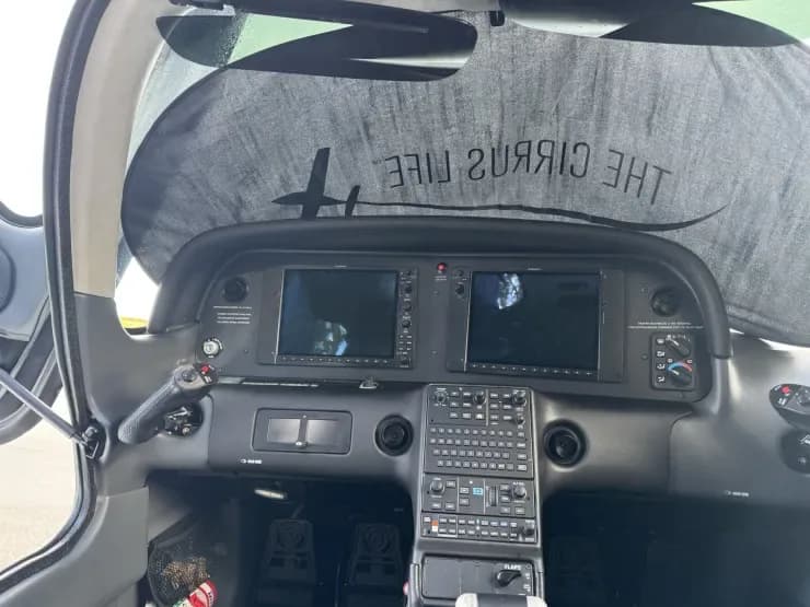 The instrument panel of a Cirrus aircraft.