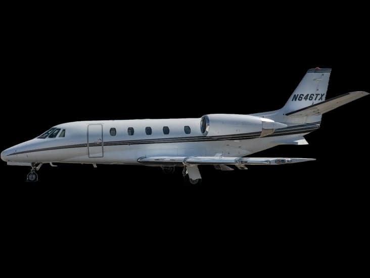A side view of the aircraft with registration N646TX.