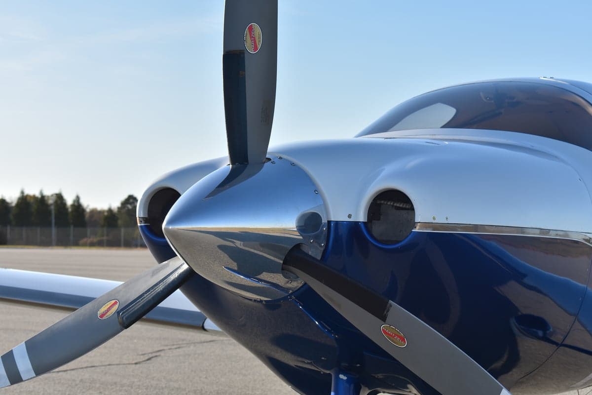 Cirrus VK-30 aircraft N2517X, front quarter view on the ground.