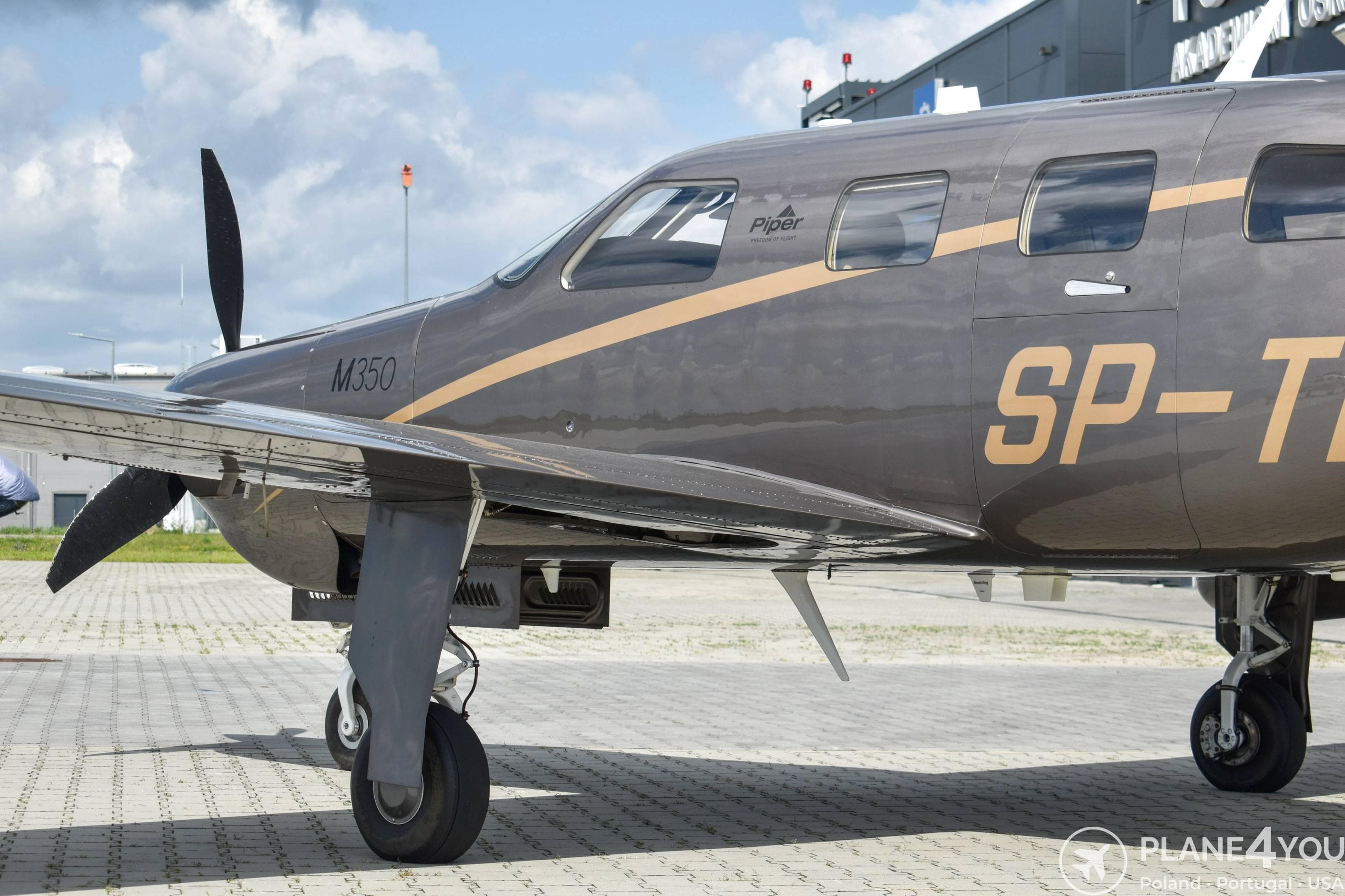 2022 Piper M350