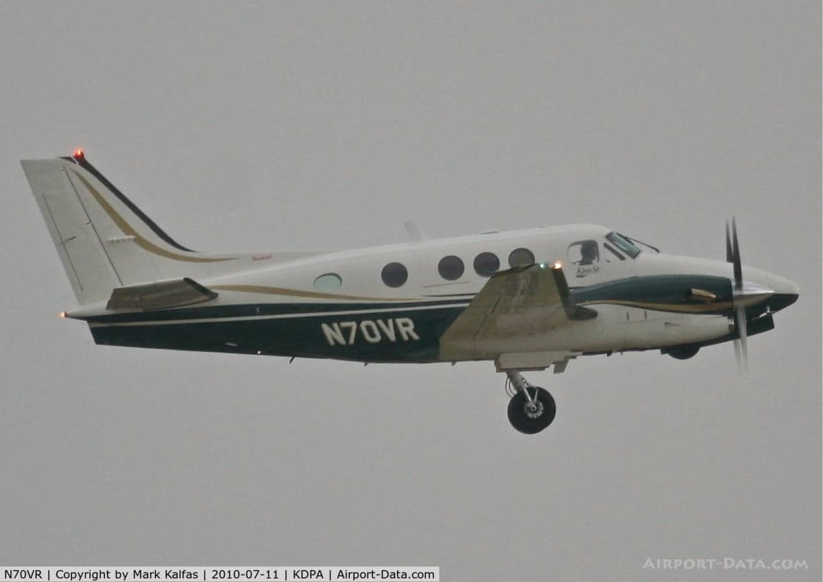 N70VR Beechcraft King Air in flight.
